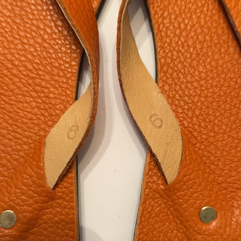 Sandal - Picture 2 of 4